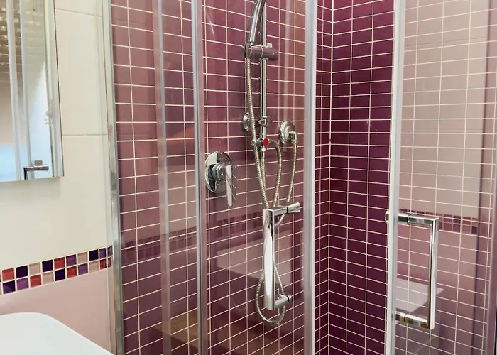 Alexander Charme In רומא