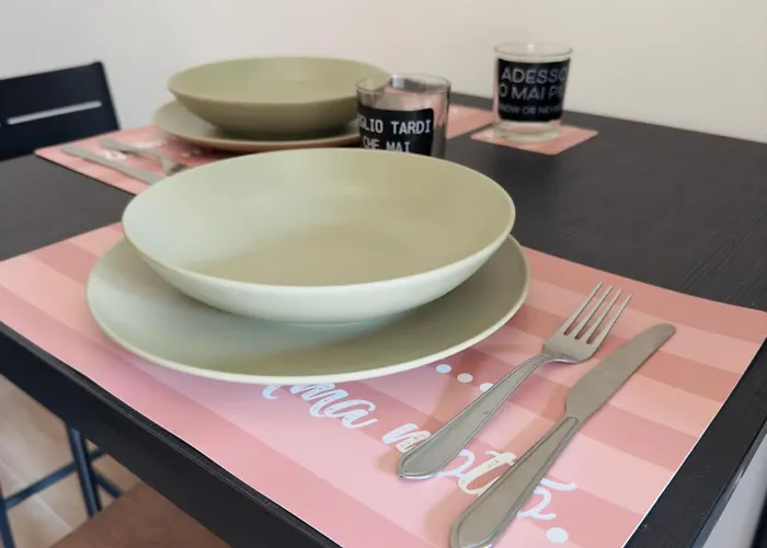 Alexander Charme In דירה *