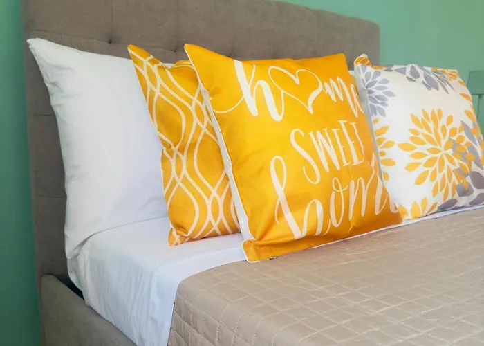 Alexander Charme In *